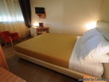 Hotel Riviera Marina di Ravenna Pokój zdjęcie